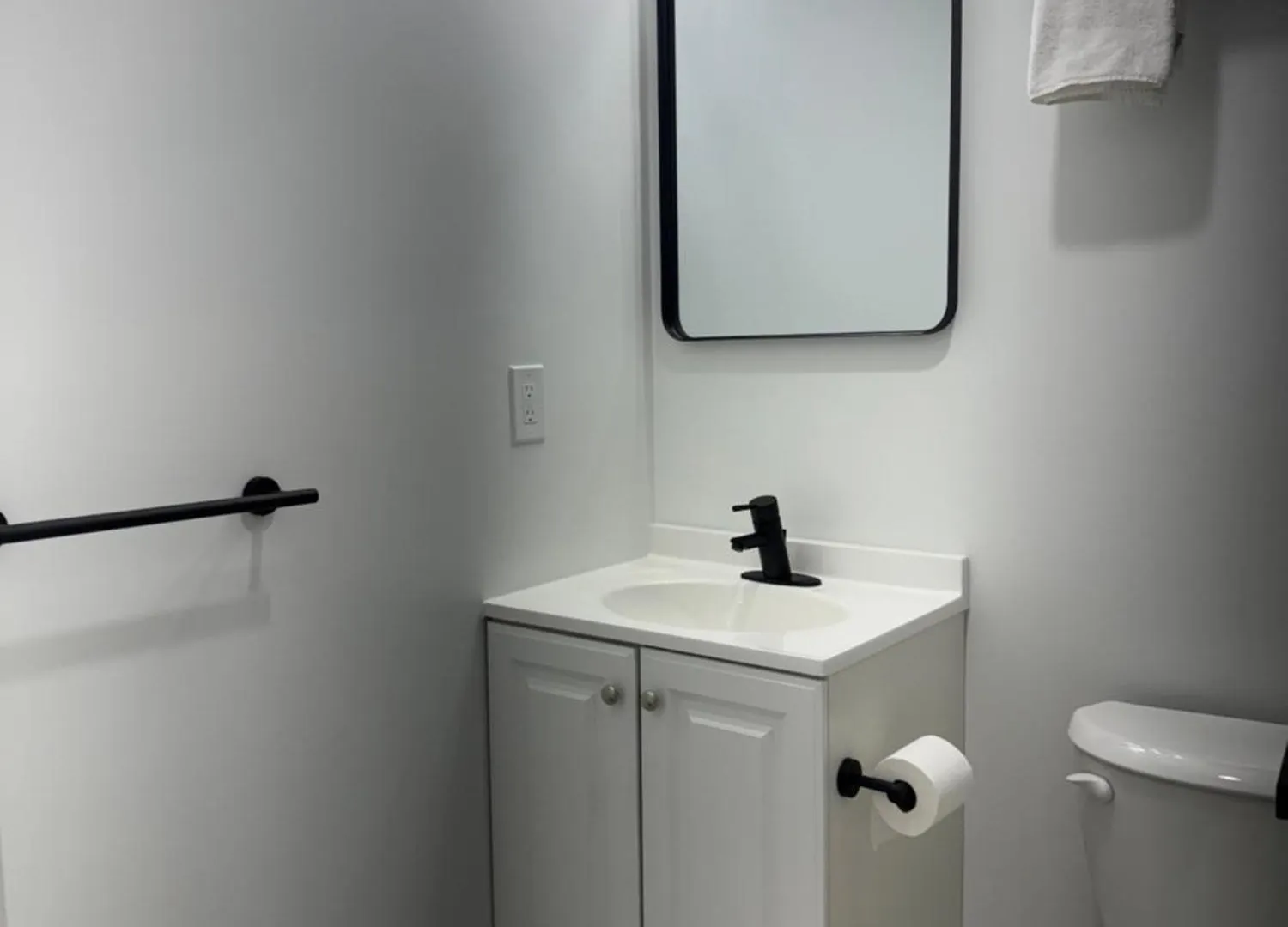 아파트 Cozy 3Br Retreat With Rooftop Near Ewr & Nyc Access 뉴어크