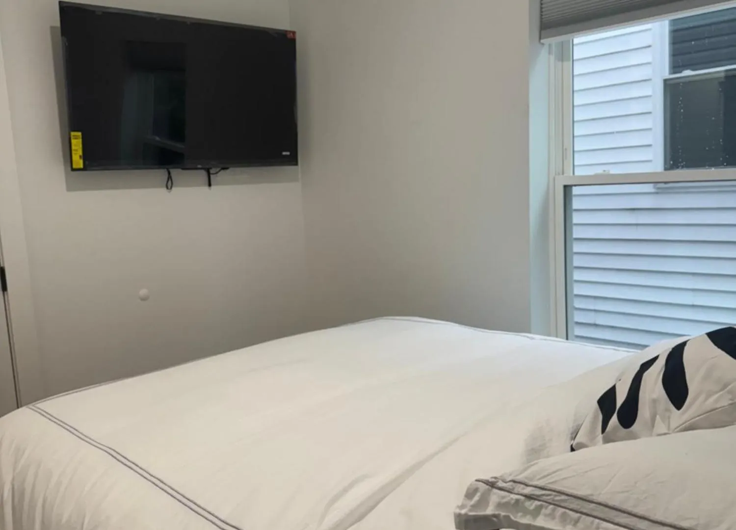 Cozy 3Br Retreat With Rooftop Near Ewr & Nyc Access 뉴어크 미국